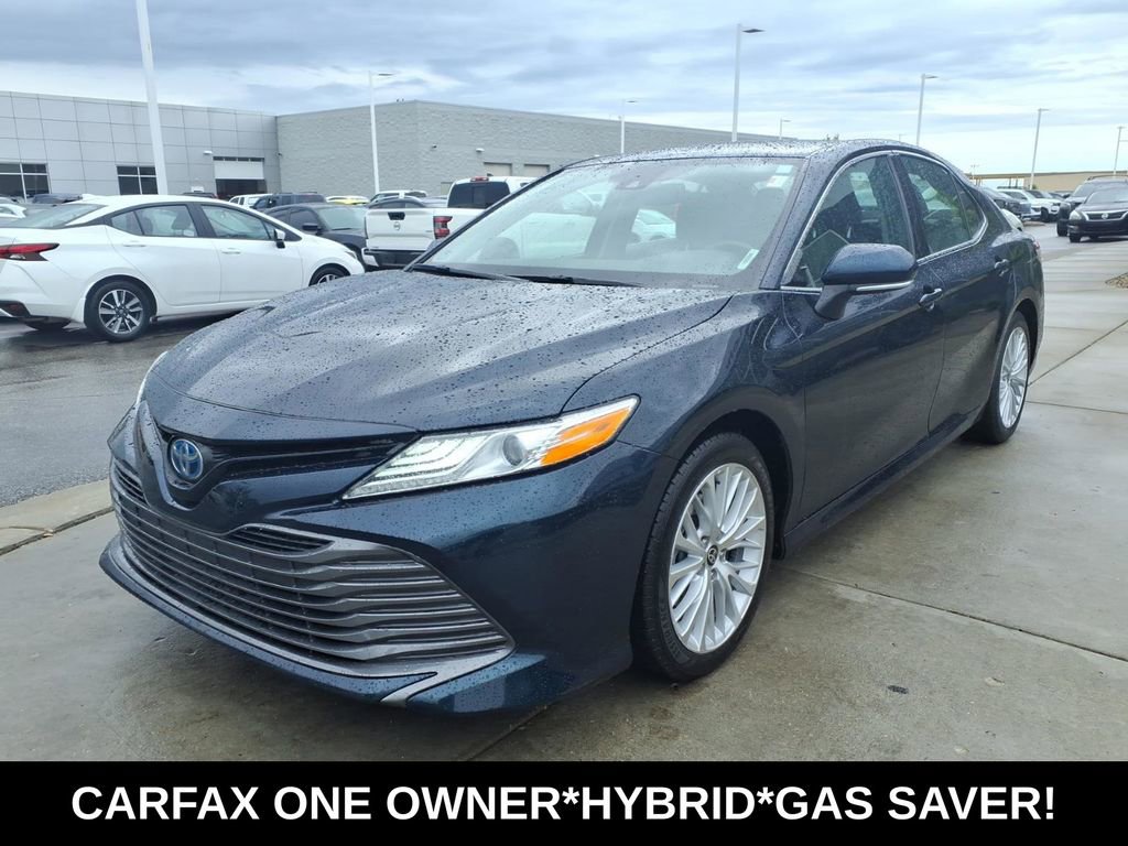 Used 2020 Toyota Camry XLE FWD image 4