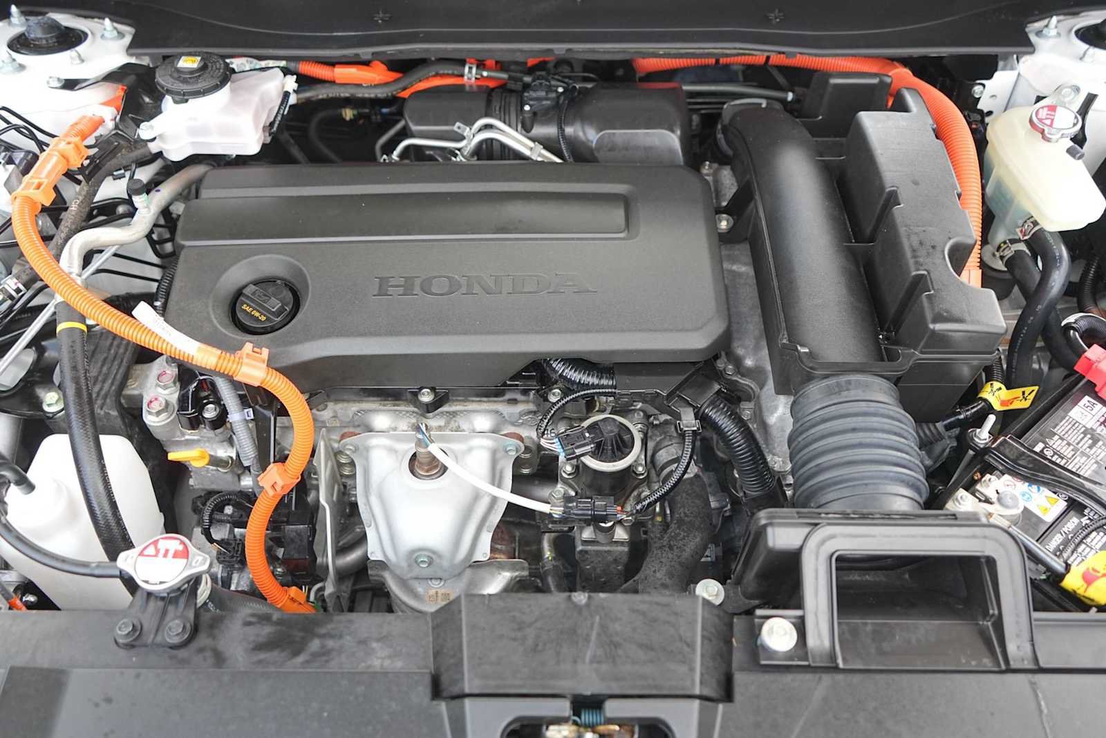 Certified 2025 Honda CR-V Sport-L image 9