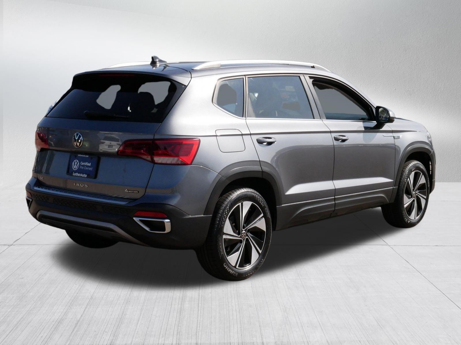 Used 2024 Volkswagen Taos SE AWD/4WD image 7