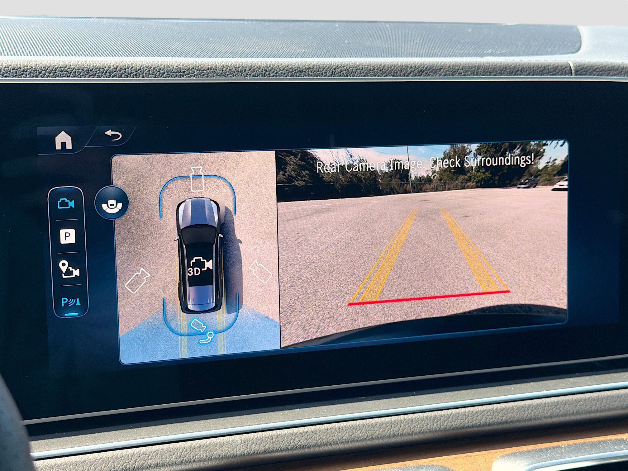 Used 2025 Mercedes-Benz GLS 450 4MATIC w/ AMG Line Exterior image 34