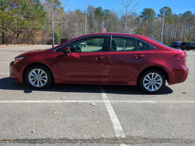 Used 2024 Toyota Corolla XLE image 7