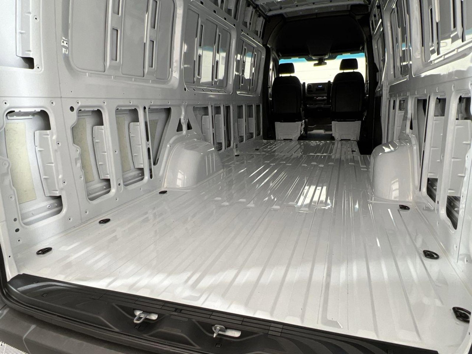 New 2025 Mercedes-Benz Sprinter 2500 image 25