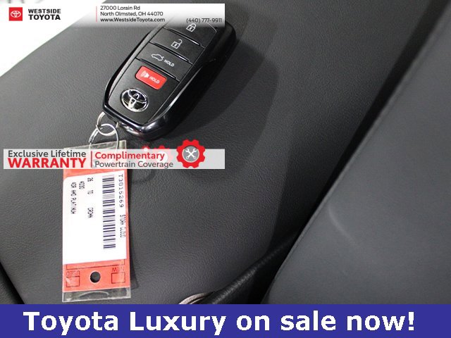 New 2026 Toyota Crown Platinum image 13