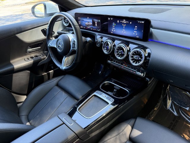 Used 2025 Mercedes-Benz CLA 250 image 38