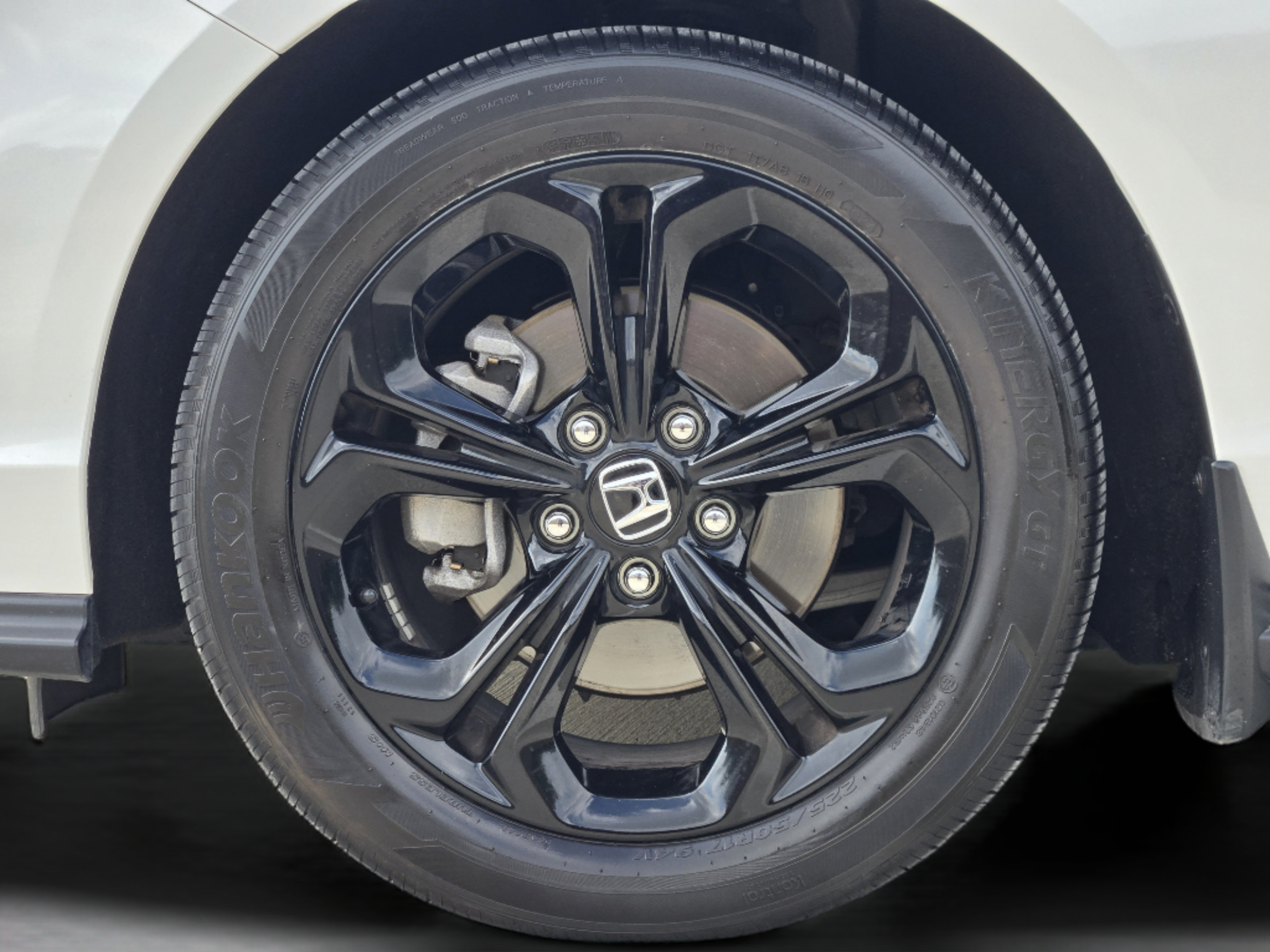 Certified 2025 Honda Accord SE image 31