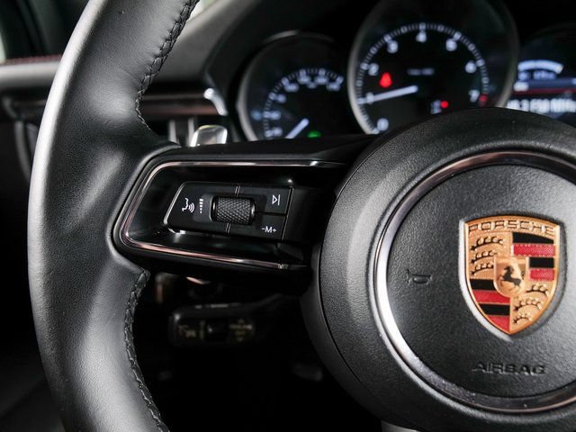 Certified 2023 Porsche Macan AWD/4WD image 24