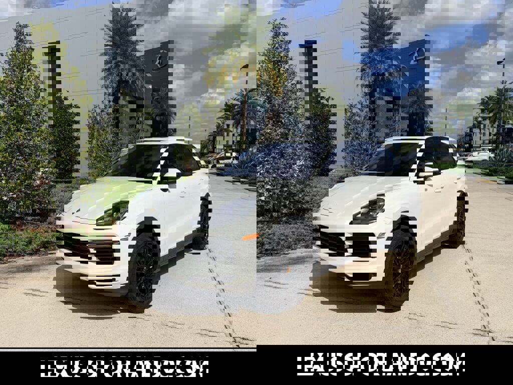 Used 2020 Porsche Cayenne image 1