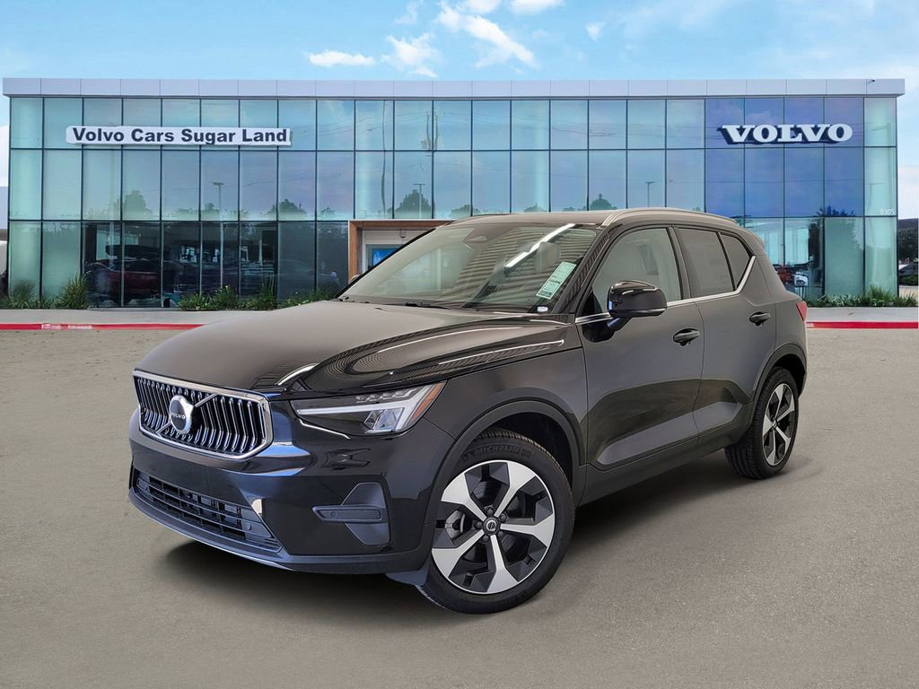 New 2025 Volvo XC40 B5 Core w/ Protection Package Premier
