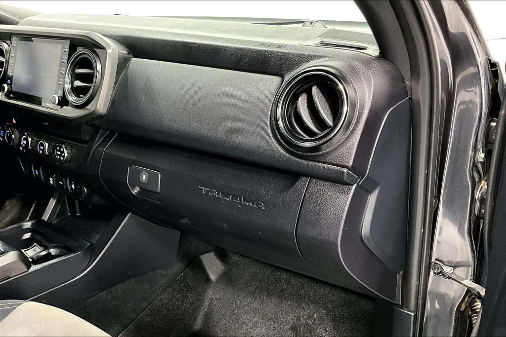 Used 2020 Toyota Tacoma TRD Off-Road AWD/4WD image 19