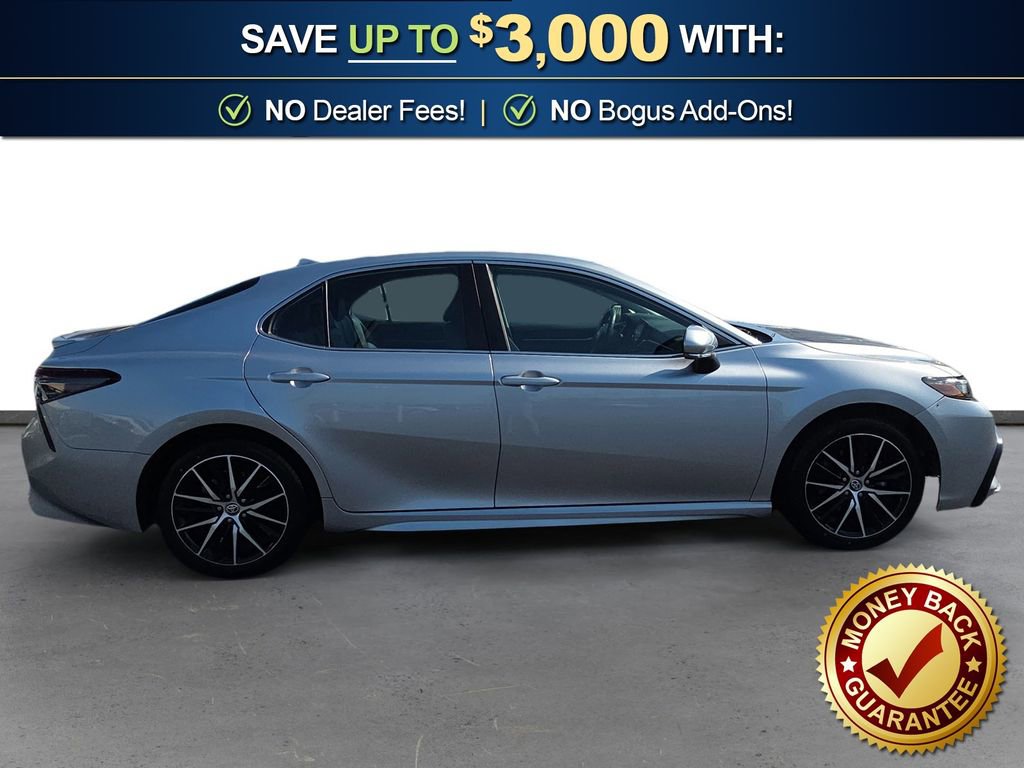 Used 2024 Toyota Camry SE FWD image 8
