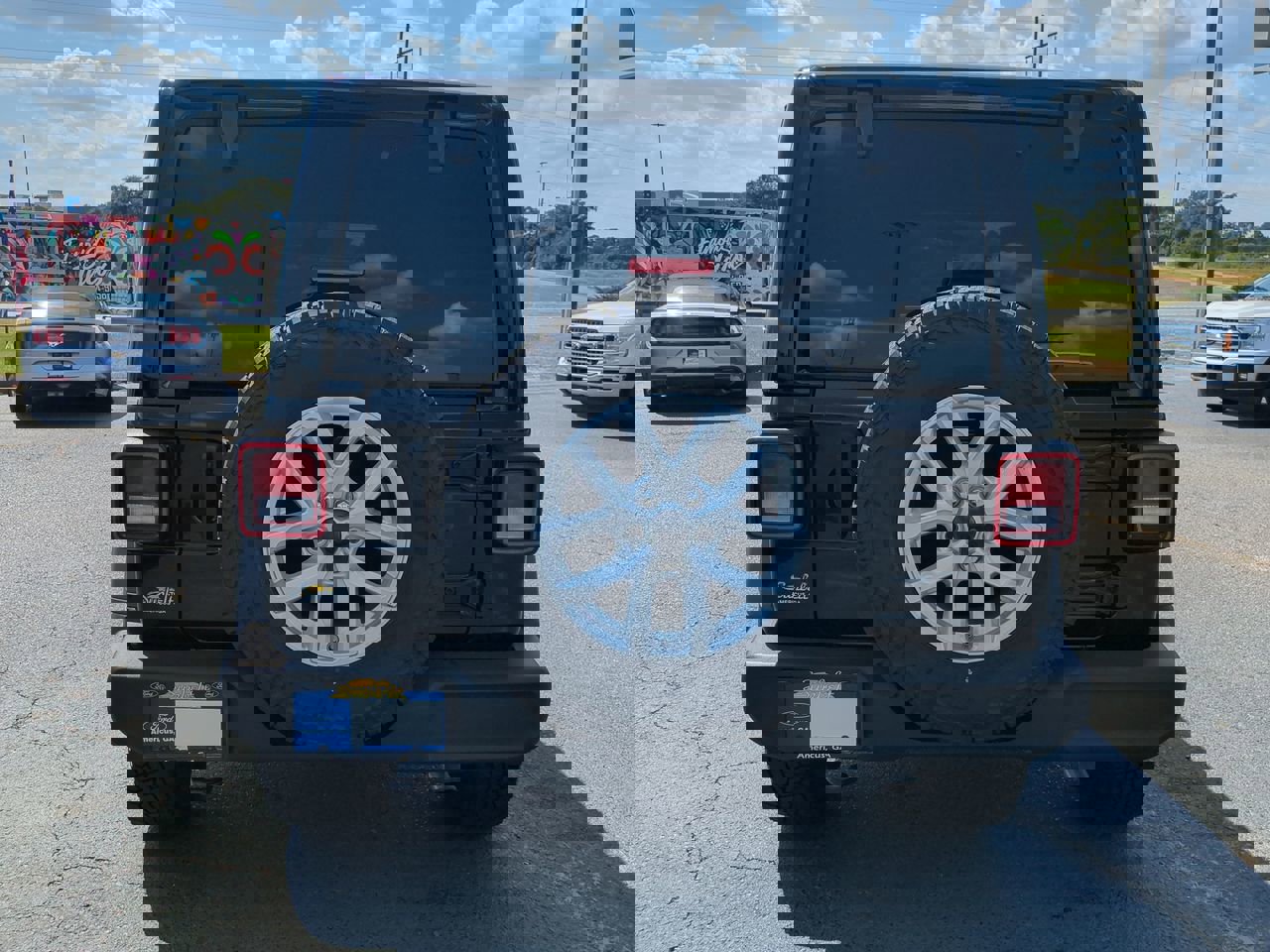 Used 2023 Jeep Wrangler Sport S w/ Sun And Sound Package image 5