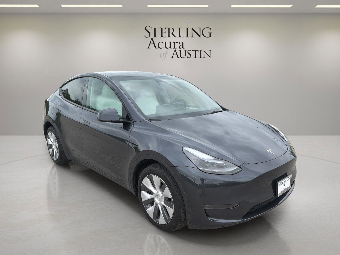 Used 2024 Tesla Model Y Long Range image 4