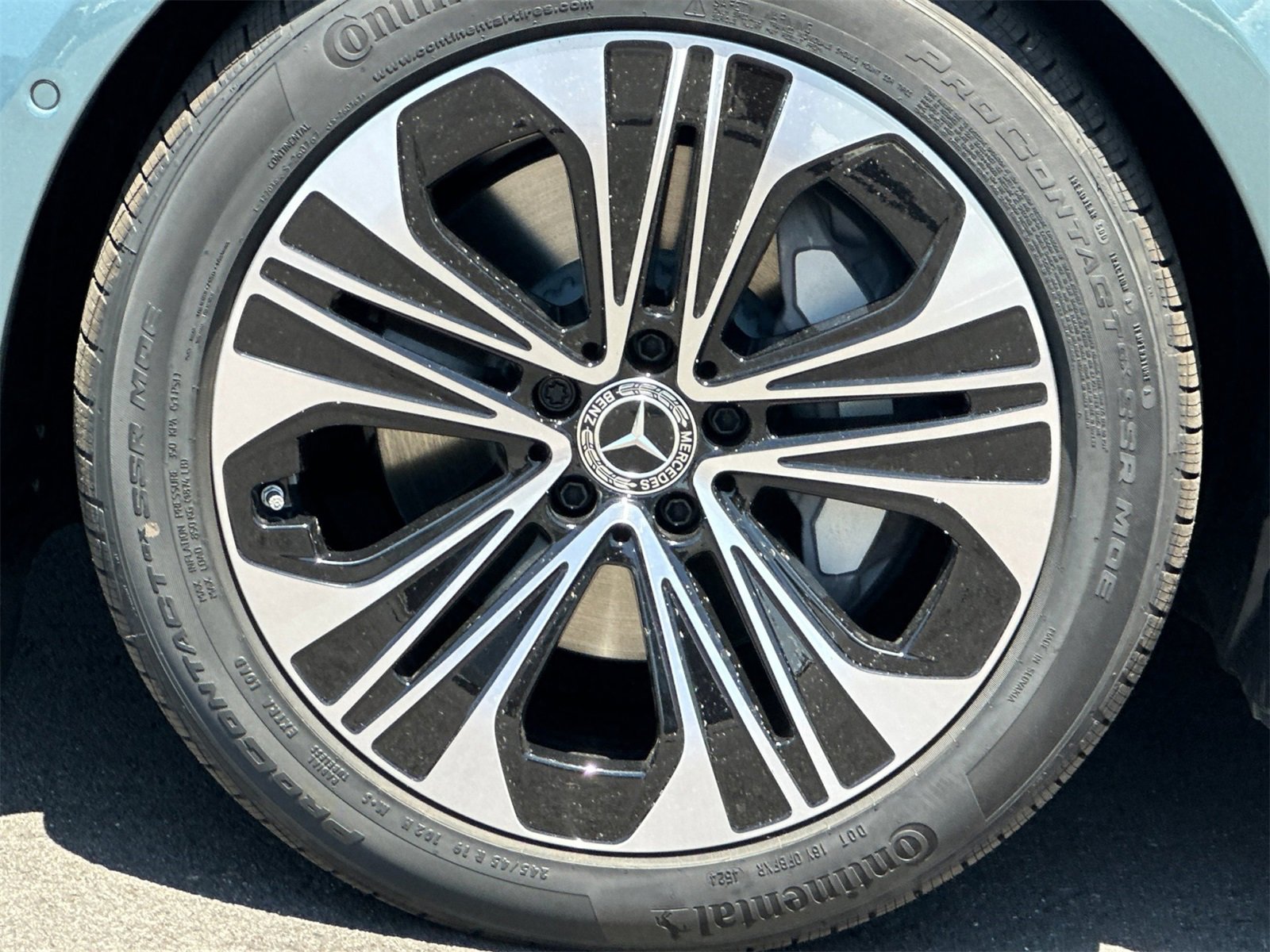 New 2025 Mercedes-Benz E 350 Sedan image 32