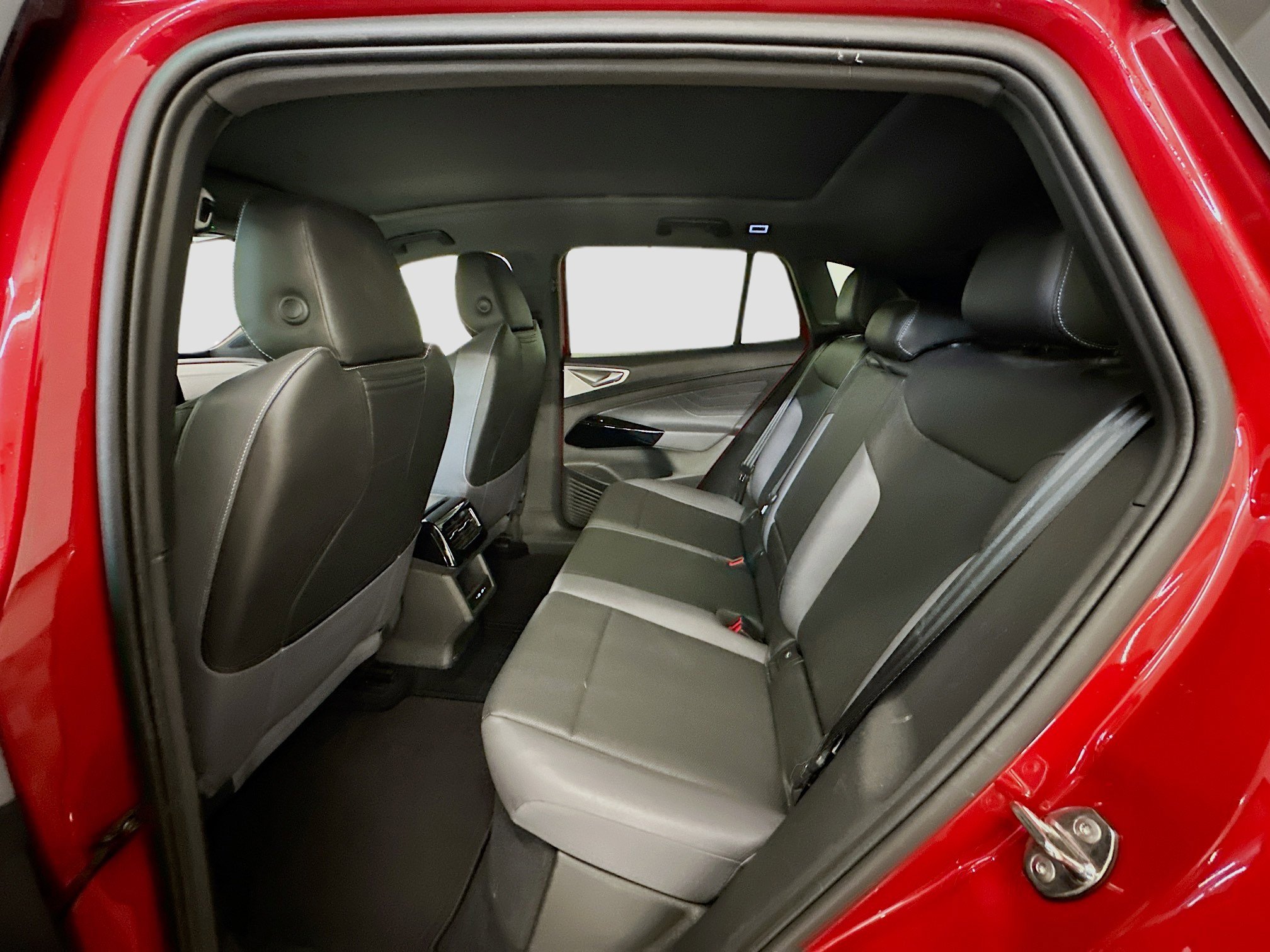 Used 2023 Volkswagen ID.4 Pro S image 30