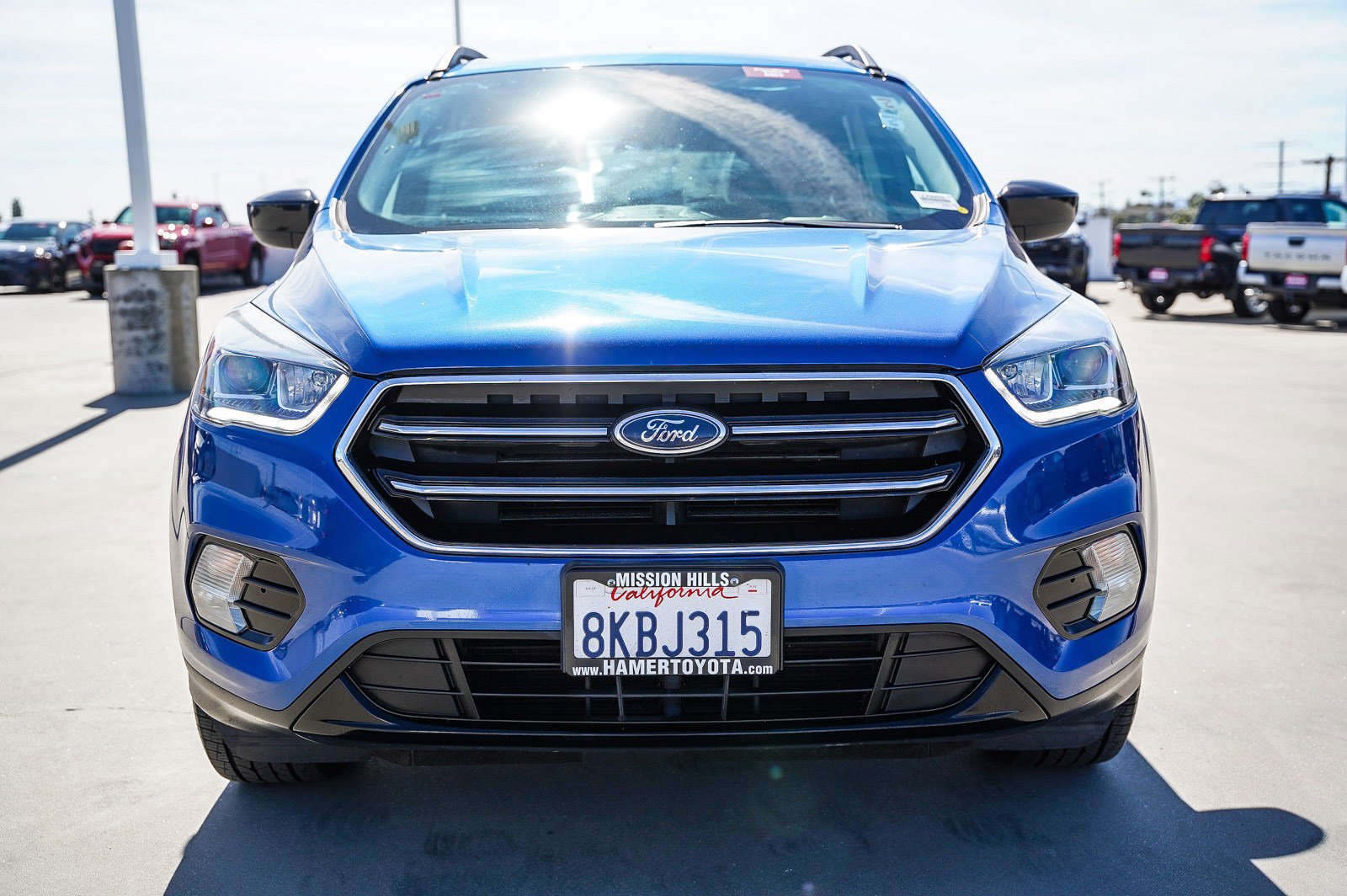 Used 2019 Ford Escape SE image 2
