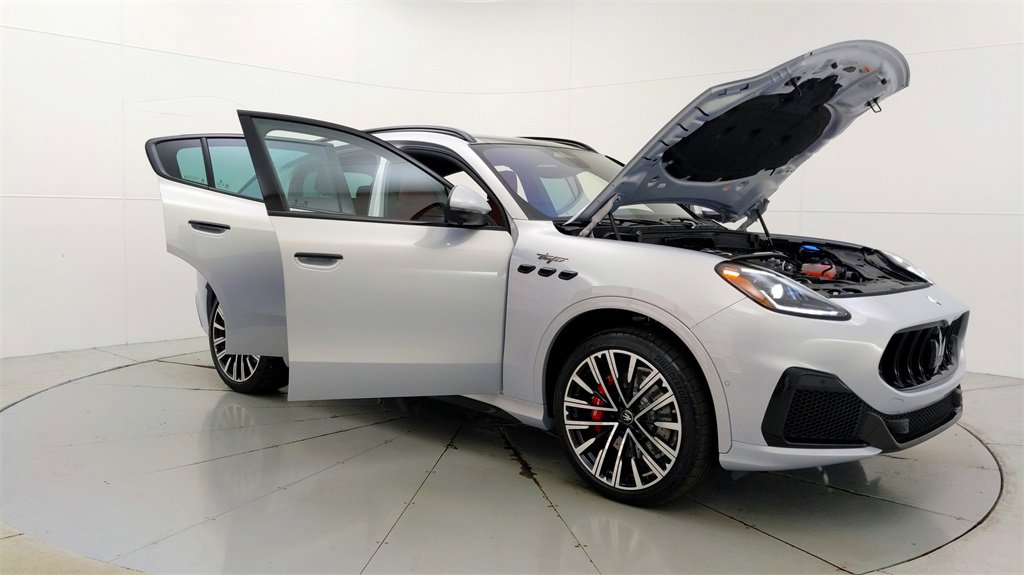 New 2024 Maserati Grecale Trofeo image 10