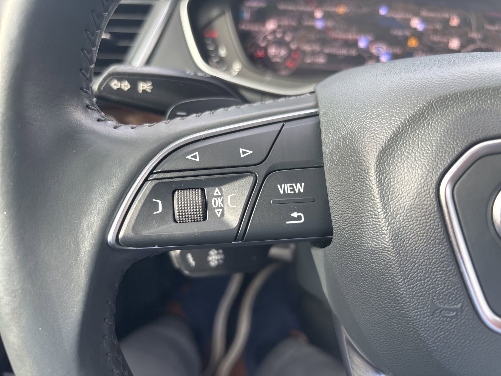 Used 2018 Audi Q5 2.0T Premium Plus w/ Premium Plus Package image 13