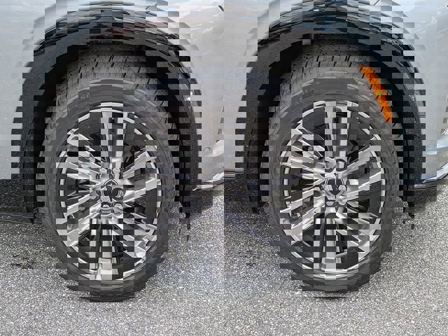 New 2026 Cadillac Vistiq Sport w/ LPO, Floor Liner Package image 11