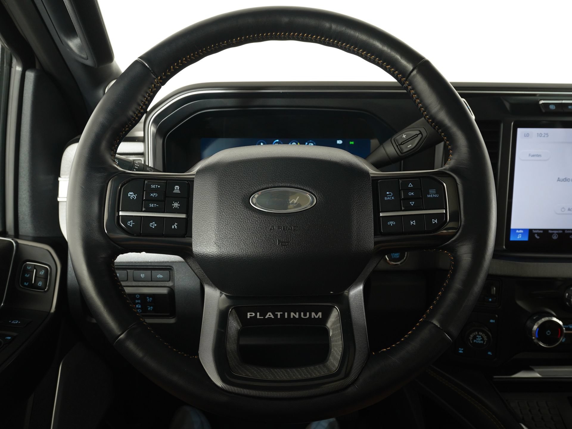 Used 2024 Ford F250 Platinum w/ Tremor Off-Road Package AWD/4WD image 15