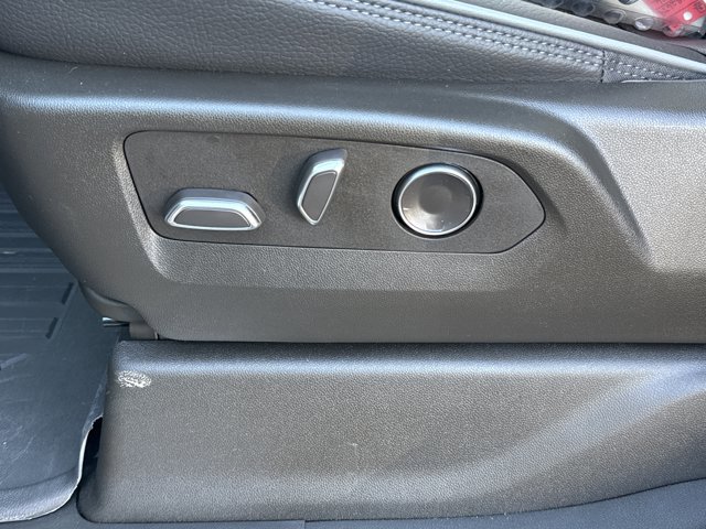 New 2026 GMC Sierra 2500 Denali w/ Denali Reserve Package image 15