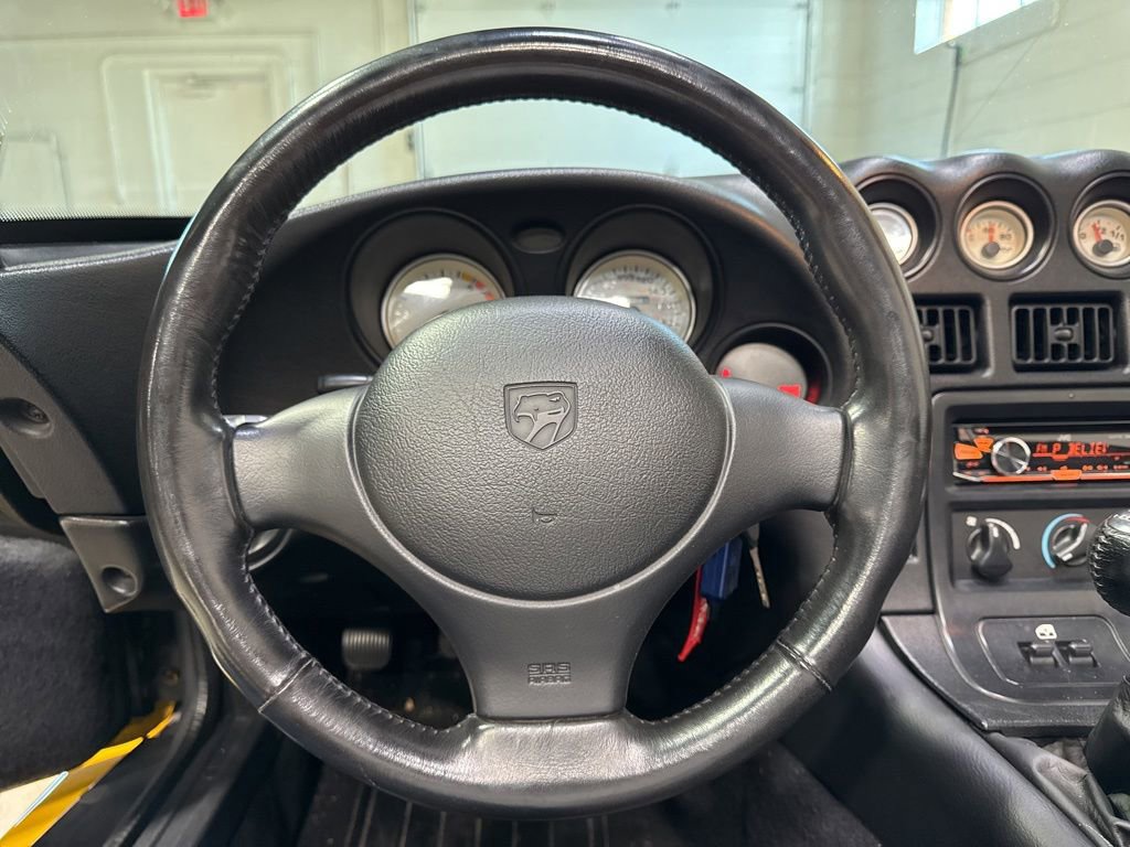 Used 2001 Dodge Viper RT/10 RWD image 12