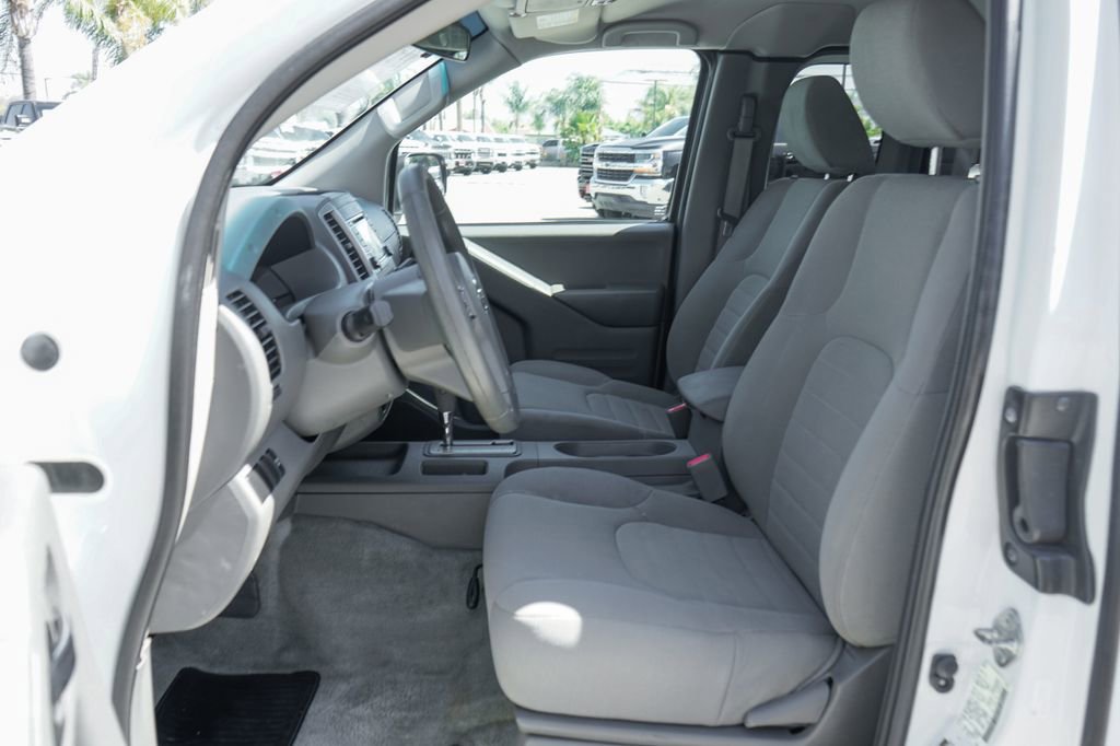 Used 2018 Nissan Frontier S RWD image 16