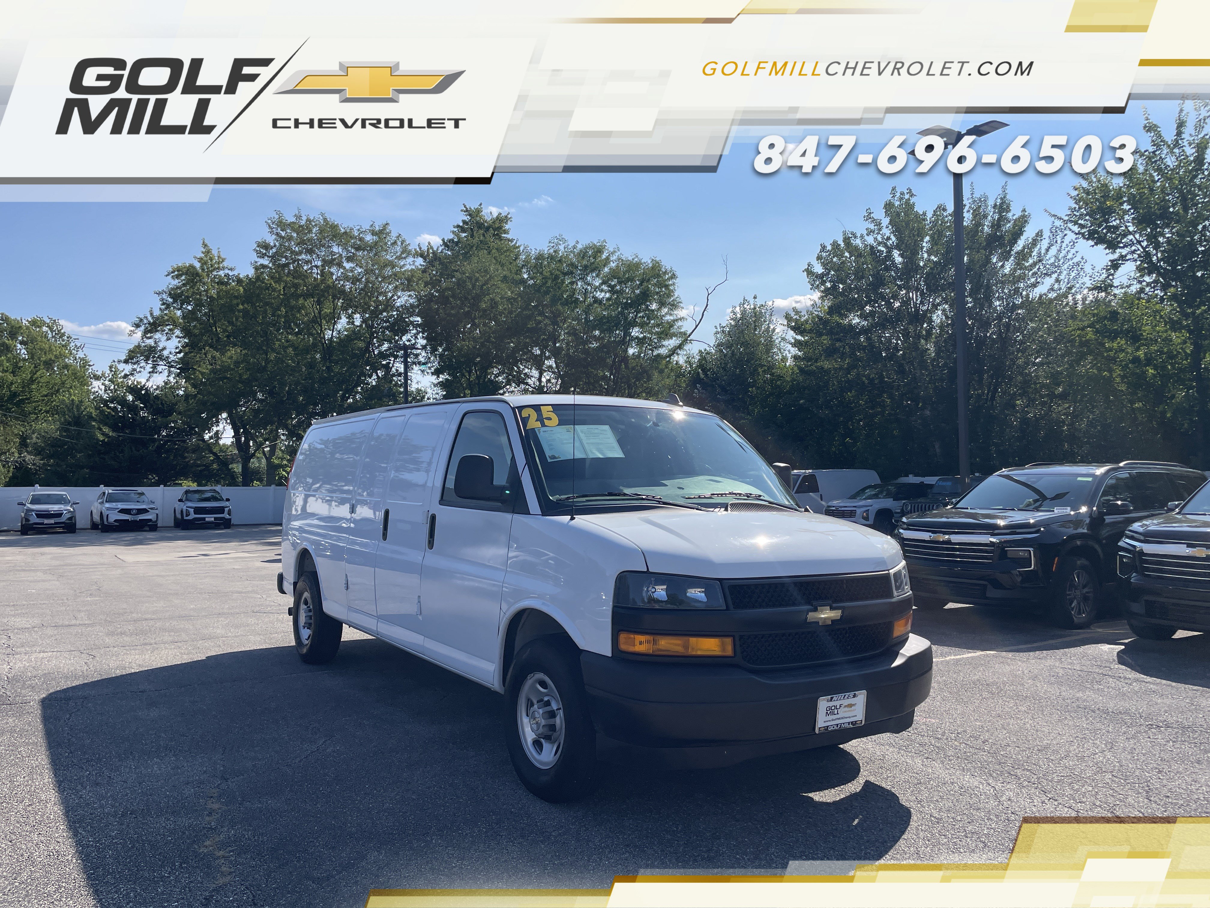 Used 2025 Chevrolet Express 2500 Extended w/ Driver Convenience Package RWD image 3