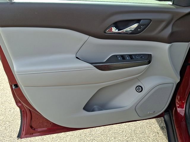 Used 2017 GMC Acadia SLT image 10