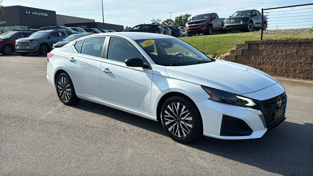 Used 2025 Nissan Altima 2.5 SV