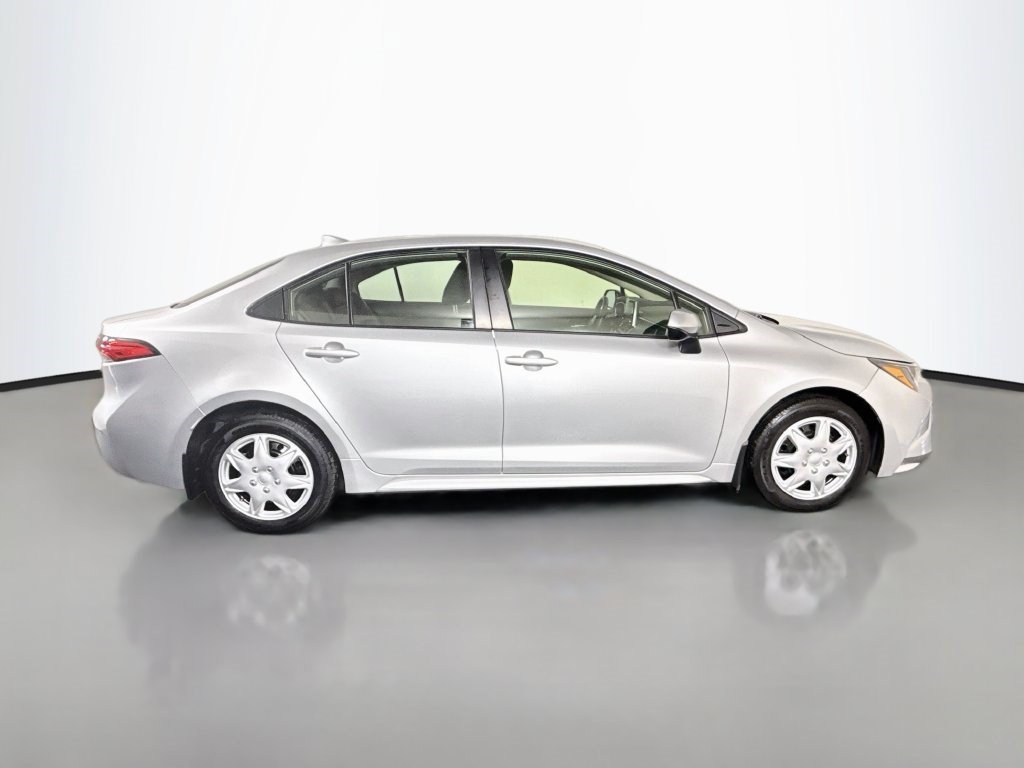 Used 2021 Toyota Corolla LE FWD image 11