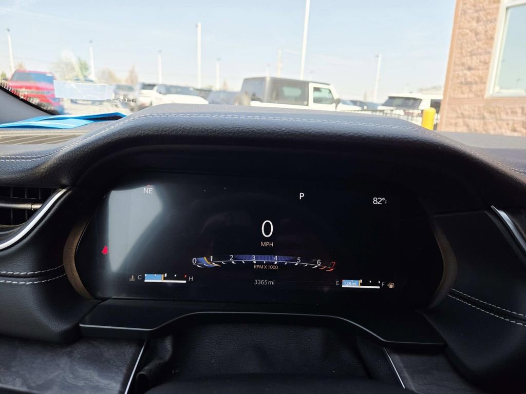 Used 2025 Jeep Grand Cherokee L Limited w/ Luxury Tech Group II image 24