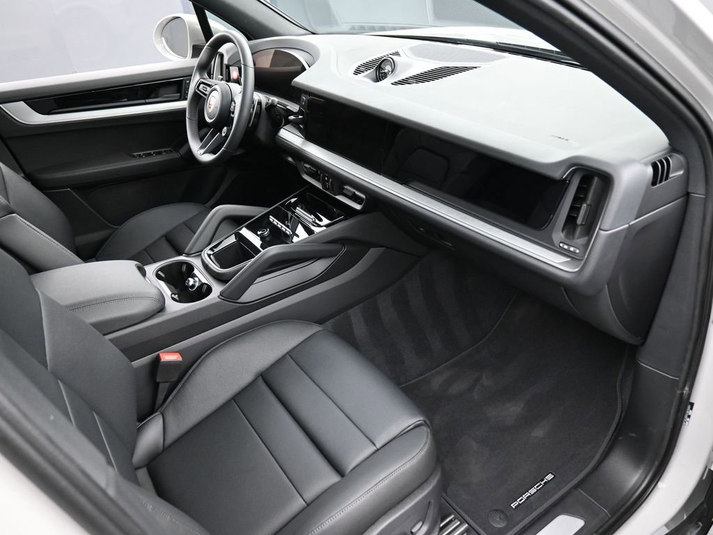 New 2026 Porsche Cayenne S image 32