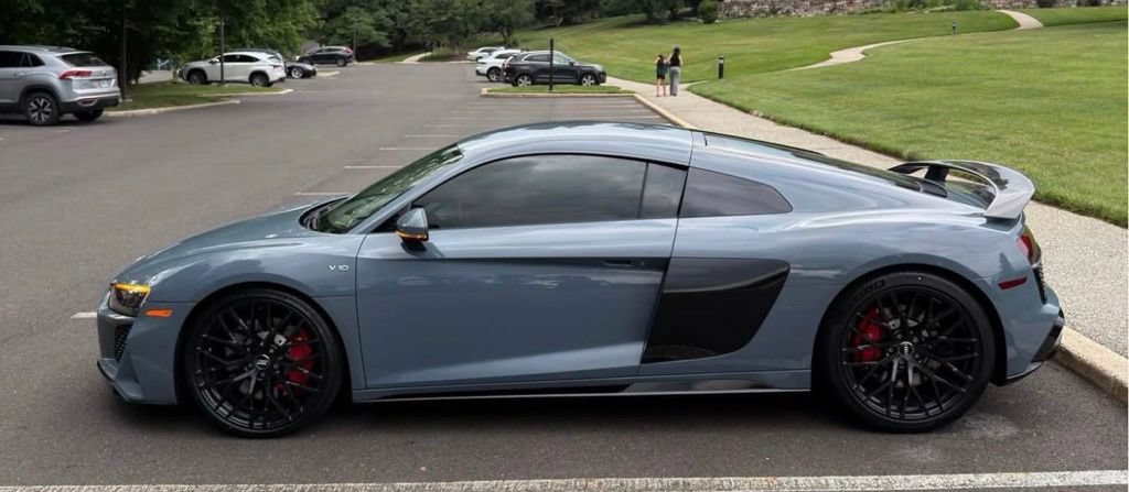 Used 2020 Audi R8 V10 AWD/4WD image 3