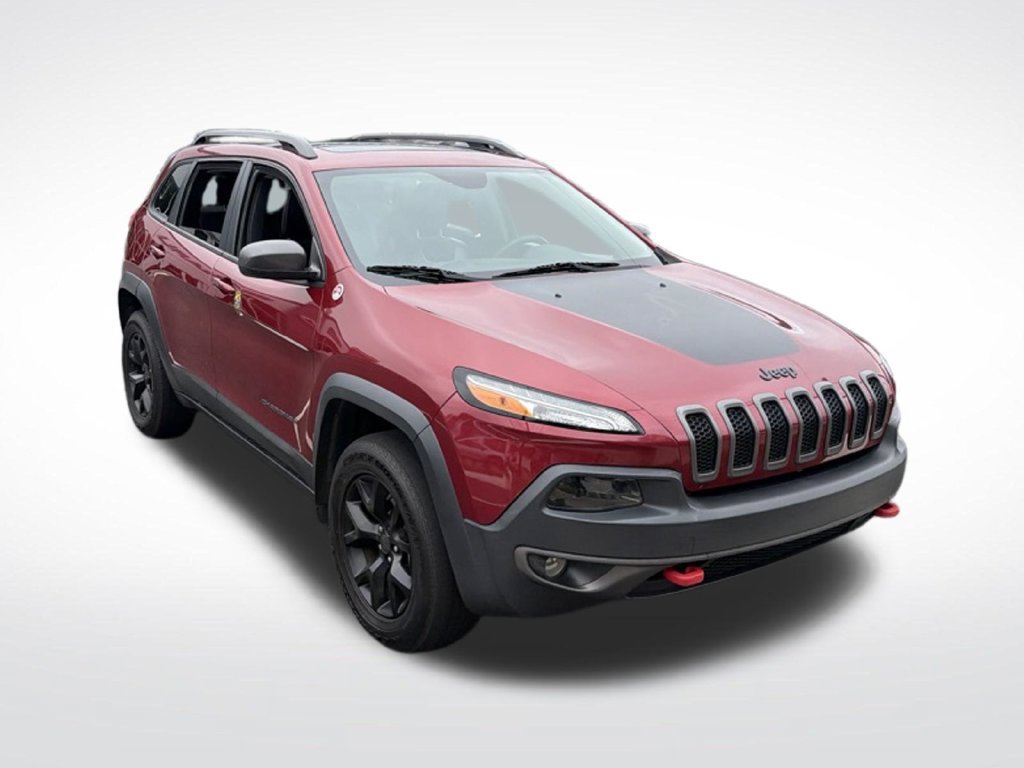 Used 2017 Jeep Cherokee Trailhawk AWD/4WD image 3