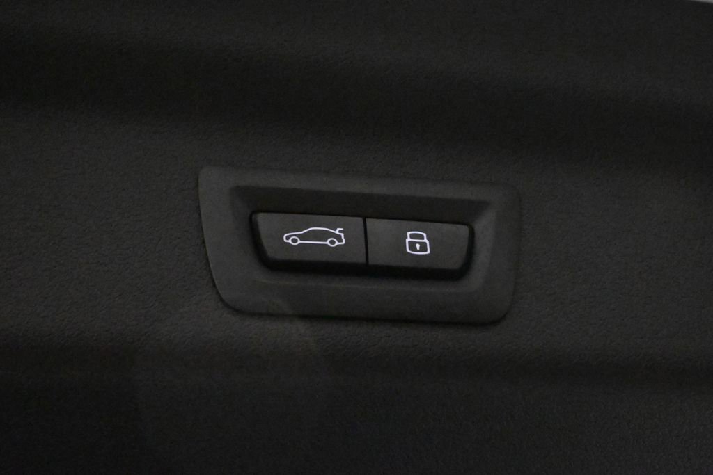 Used 2026 BMW X1 xDrive28i w/ Technology Package image 38
