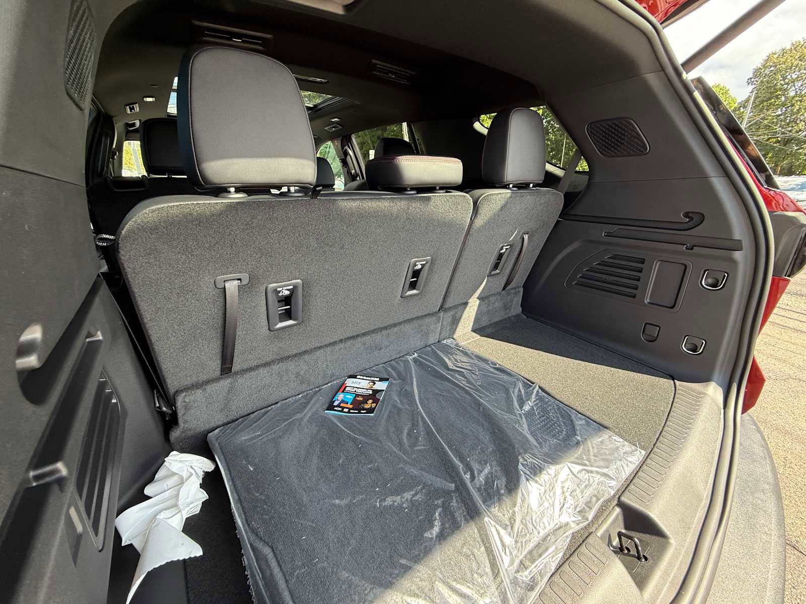 New 2026 Chevrolet Traverse Z71 w/ Driver Confidence Package image 29