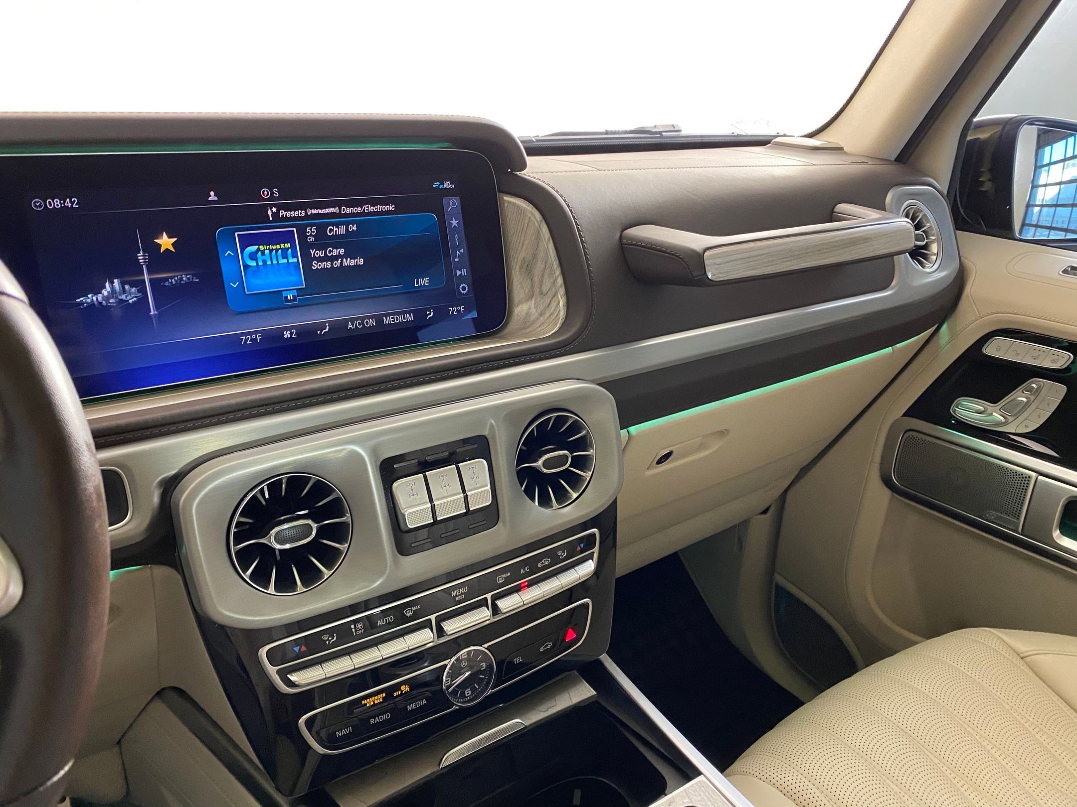 Used 2023 Mercedes-Benz G 550 image 24