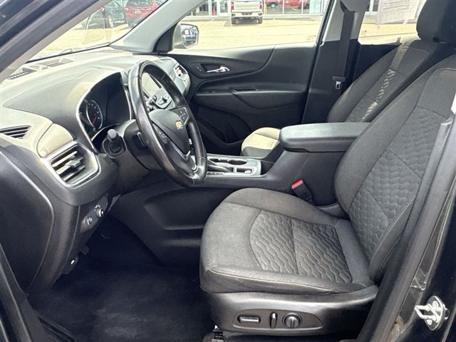 Certified 2019 Chevrolet Equinox LT w/ Driver Convenience Package FWD image 18