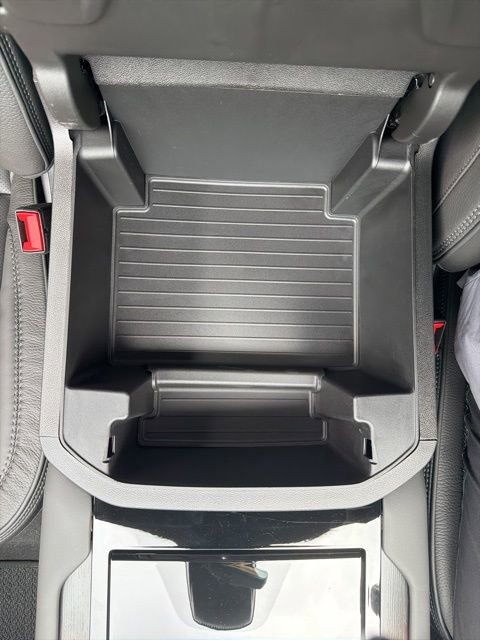 New 2026 GMC Yukon XL Denali w/ Denali Reserve Package image 33