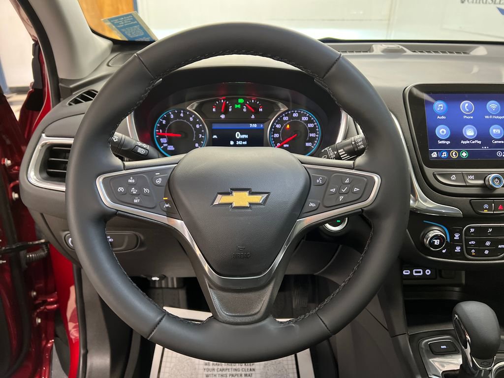 Used 2023 Chevrolet Equinox LT image 20