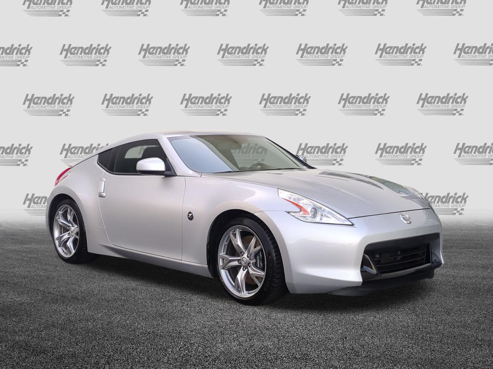 Used 2011 Nissan 370Z Coupe w/ Sport Pkg RWD video 2