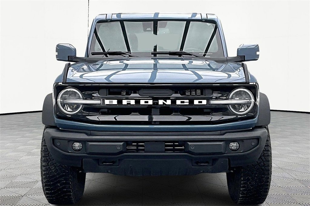 Used 2024 Ford Bronco Outer Banks w/ Sasquatch Package image 3