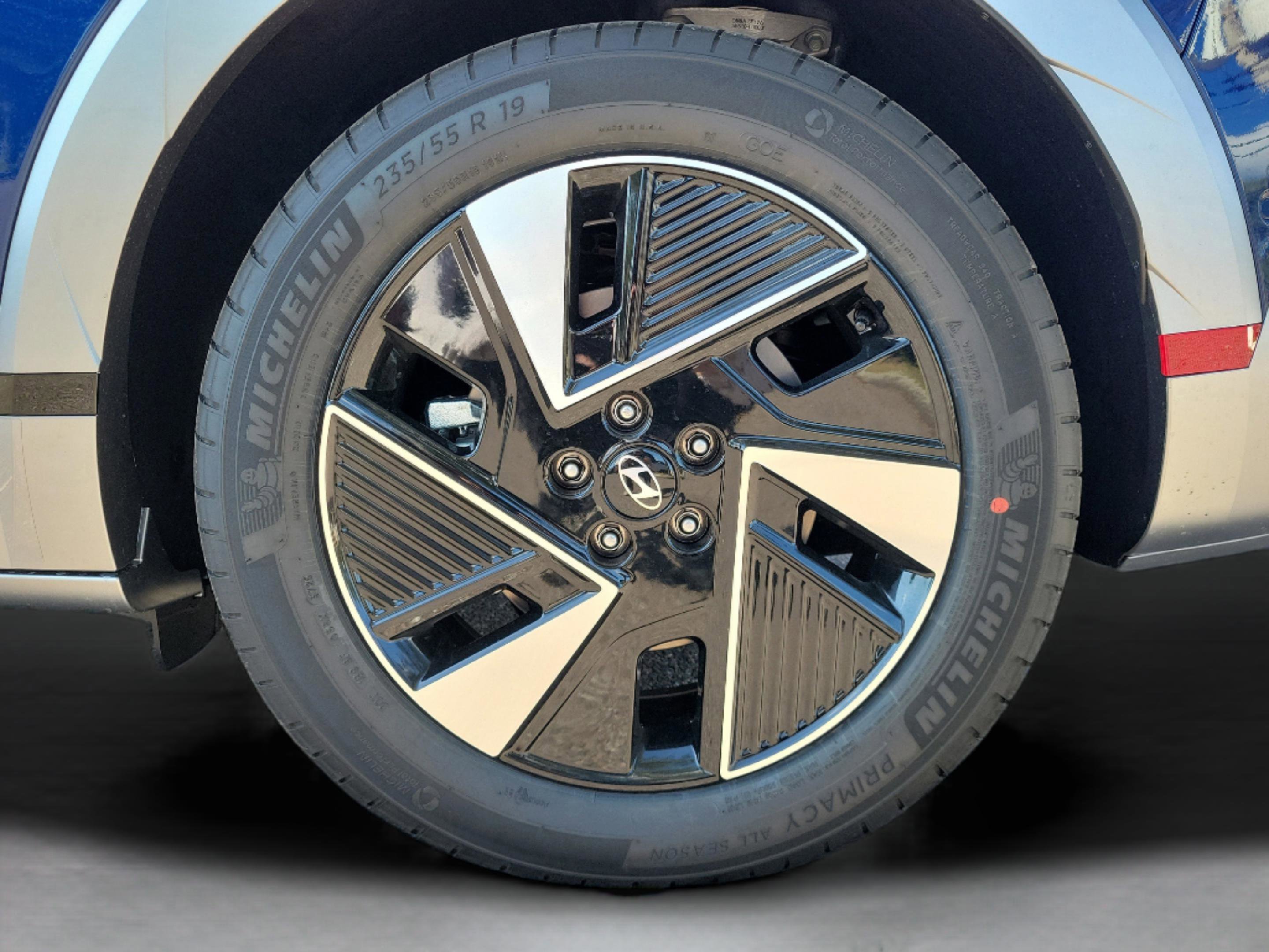 New 2026 Hyundai Ioniq 5 Limited image 6