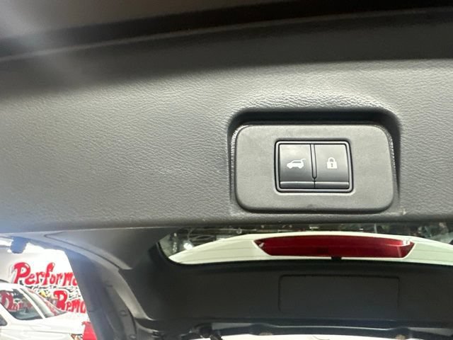 Used 2021 Nissan Rogue SV w/ Premium Package AWD/4WD image 14