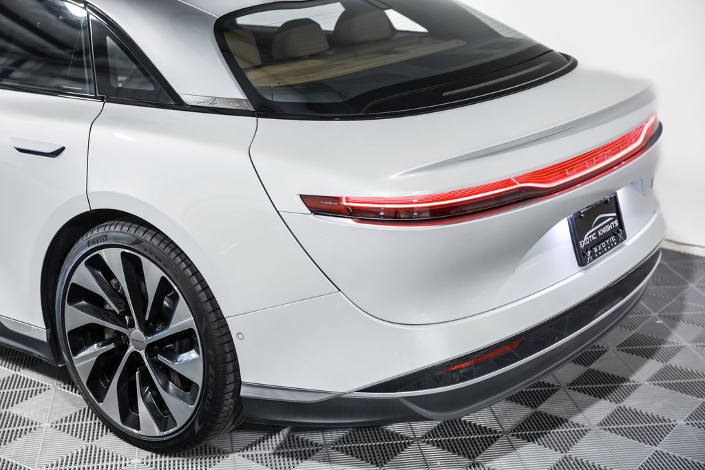 Used 2022 Lucid Air Grand Touring image 16