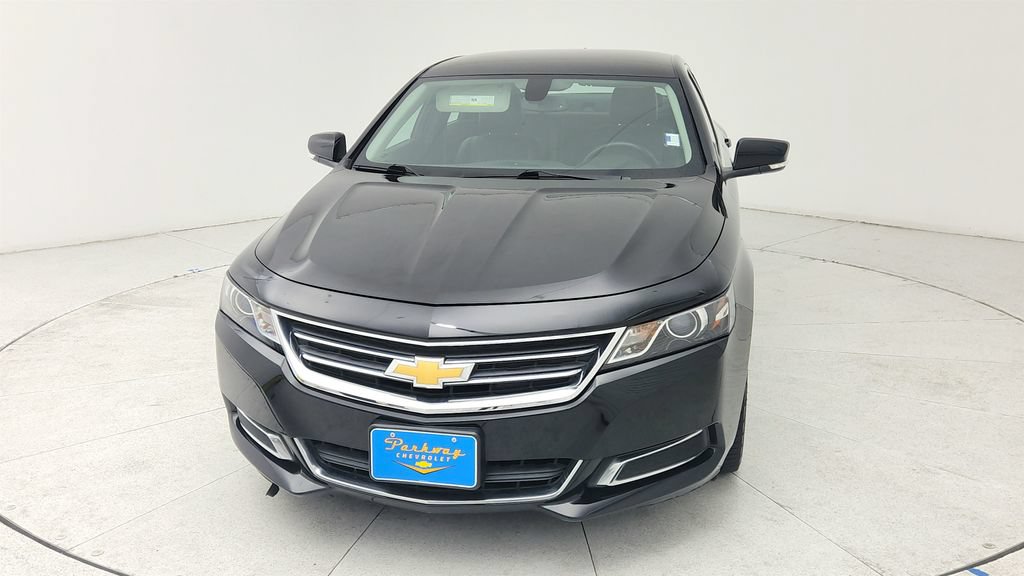 Used 2016 Chevrolet Impala LT w/ Convenience Package FWD image 2