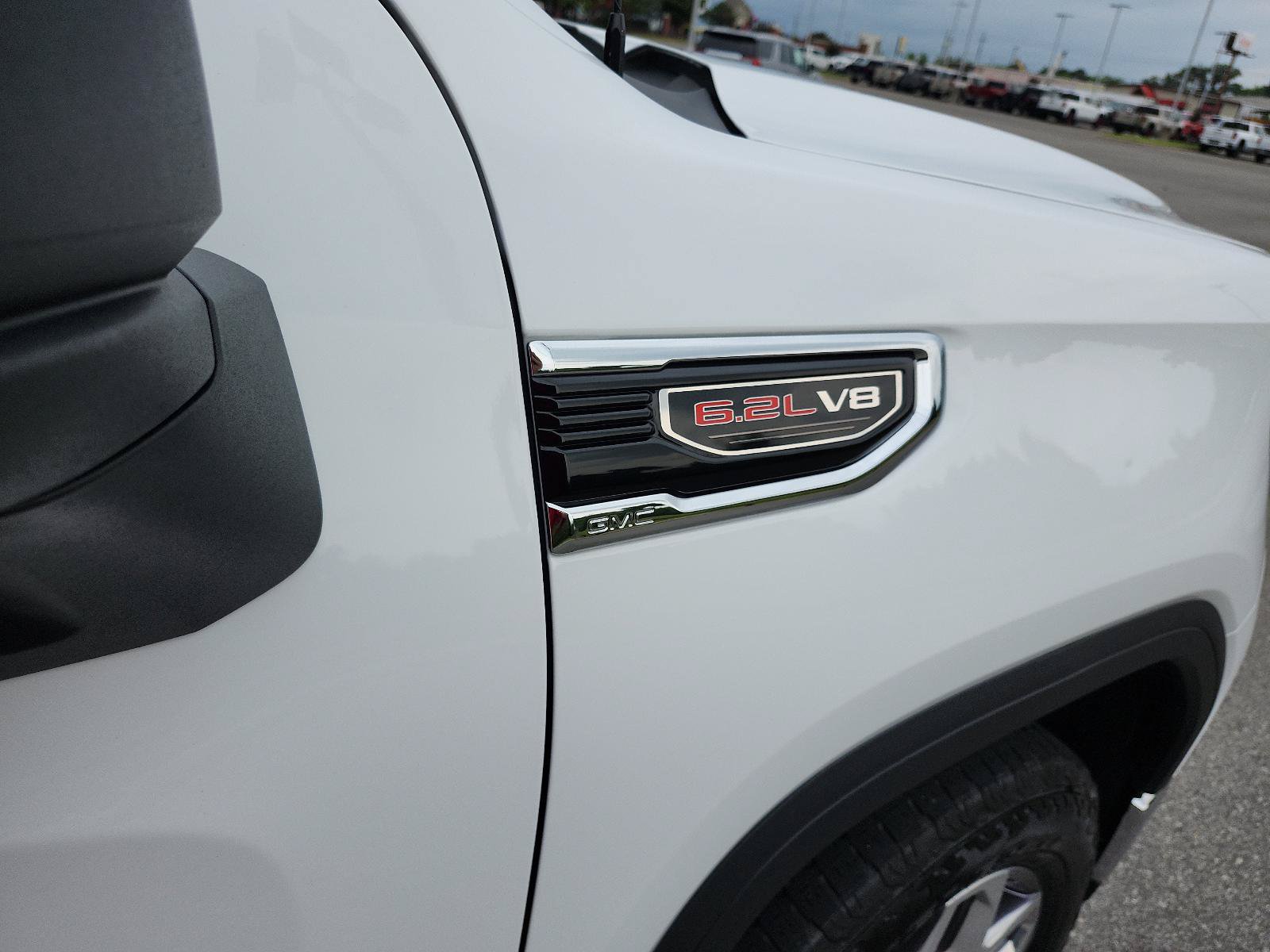 Certified 2023 GMC Sierra 1500 SLT w/ SLT Premium Package AWD/4WD image 8