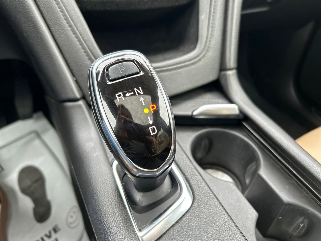 Used 2018 Cadillac XT5 Platinum w/ Driver Assist Package AWD/4WD image 27