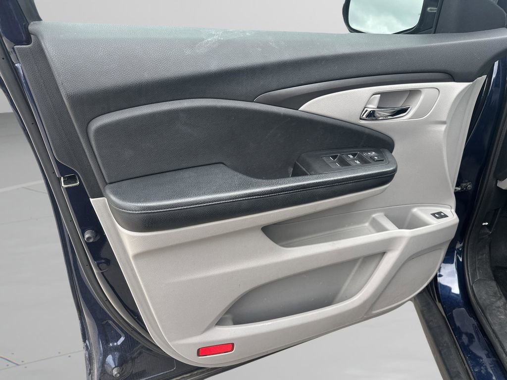 Used 2017 Honda Pilot EX-L image 9