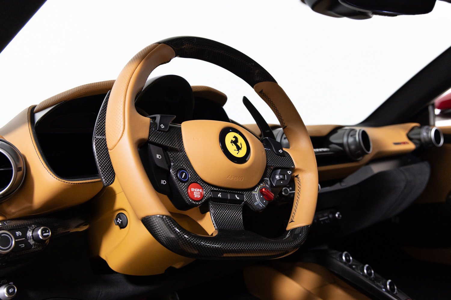 Used 2022 Ferrari 812 GTS RWD image 22